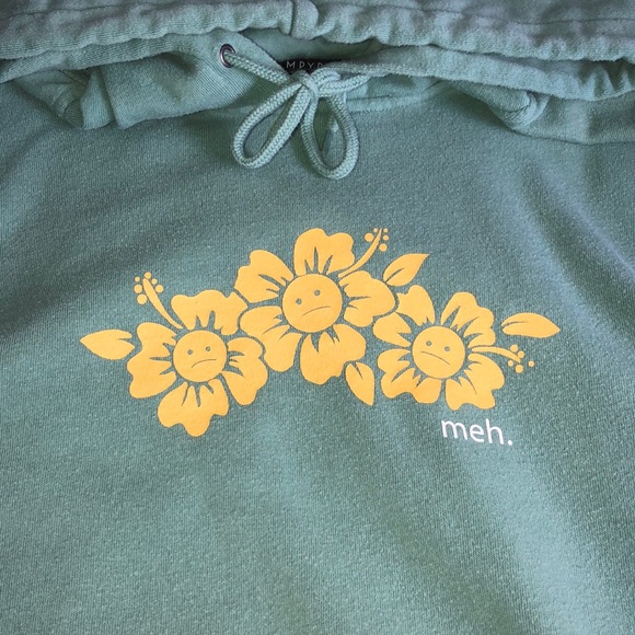 EMPYRE Sweatshirt - Picture 2 of 4